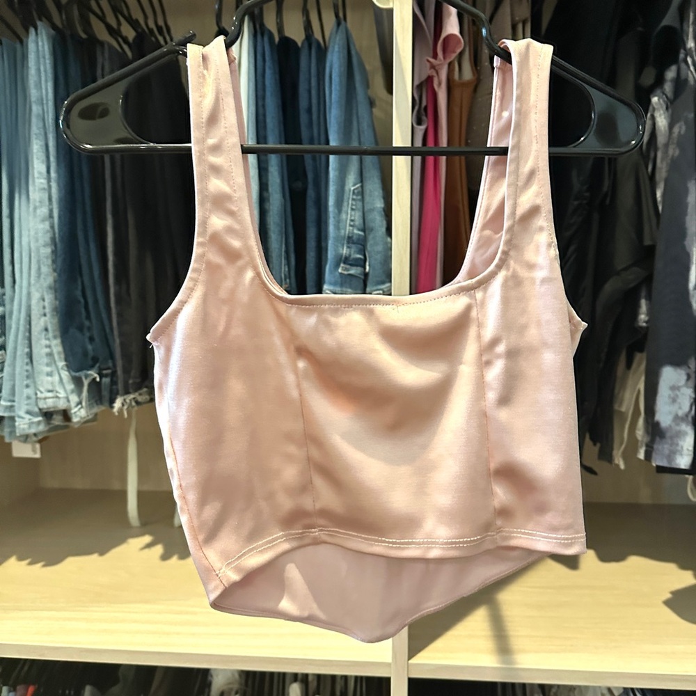Full Roster Satin Crop Top NWT - Picture 3 of 5